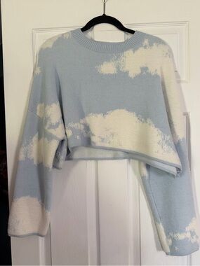 Sky-Cloud Cropped Crewneck Sweater - Light Blue & White